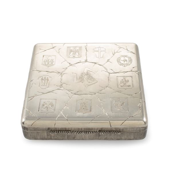 Mario Buccellati, scatola quadrata in argento