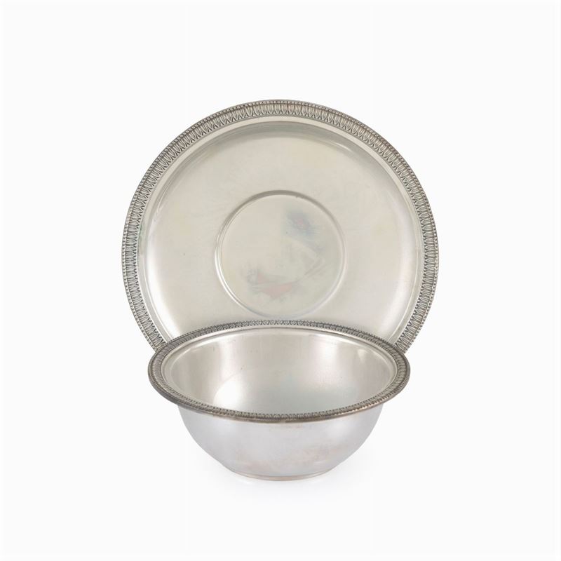 Set di 12 Coppette e 12 Piattini in Argento (24)