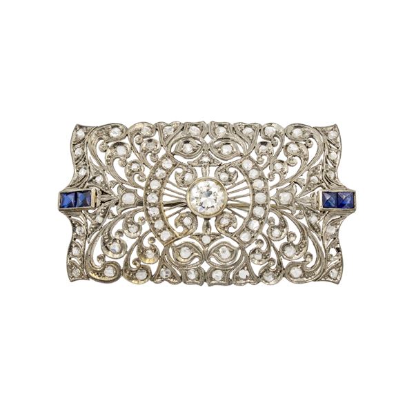 Spilla rettangolare in oro bianco 18kt e diamanti  (anni 30/40)  - Asta Gioielli Orologi | Fashion Vintage - Colasanti Casa d'Aste