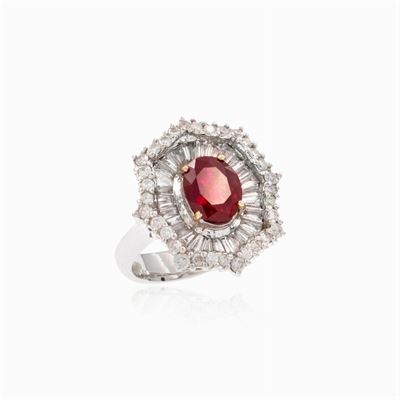 Anello in Oro Bianco 18kt con Rubino Naturale