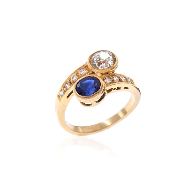18kt yellow gold contrarie ring
