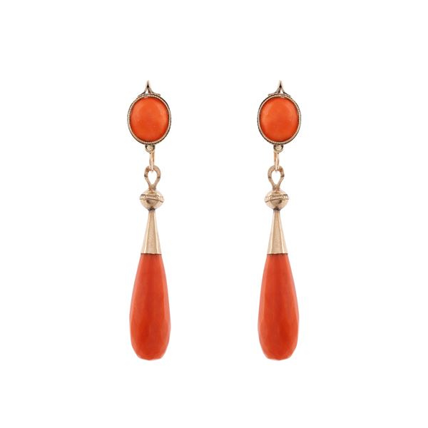 9kt yellow gold and coral Antique pendant earrings  (early 20th century)  - Auction Jewels Watches and Fashion Vintage - Web Only - Colasanti Casa d'Aste