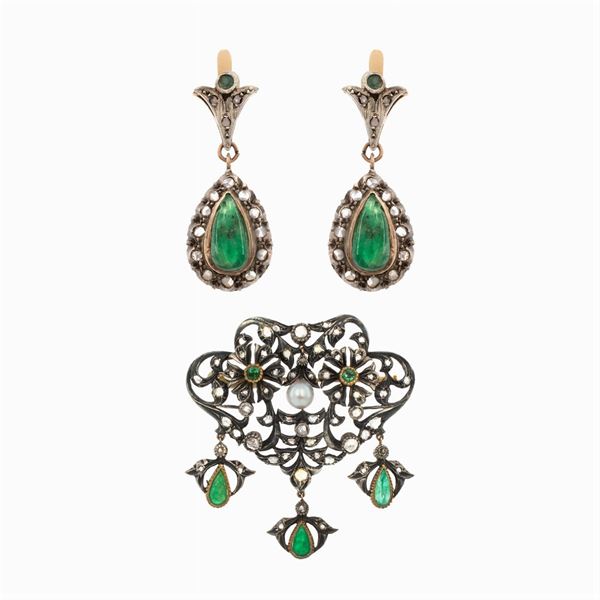 Ancient set in gold and silver