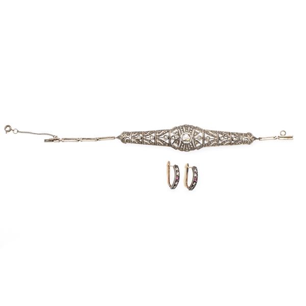 Group of antique silver and gold jewelry