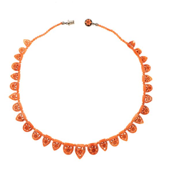 Sciacca coral necklace