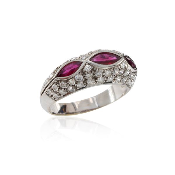 18kt white gold with rubies and diamonds ring