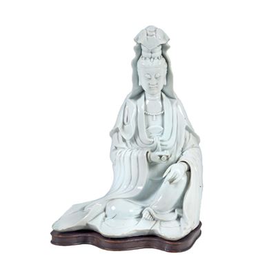 Figura di Guanyin in Blanc De Chine