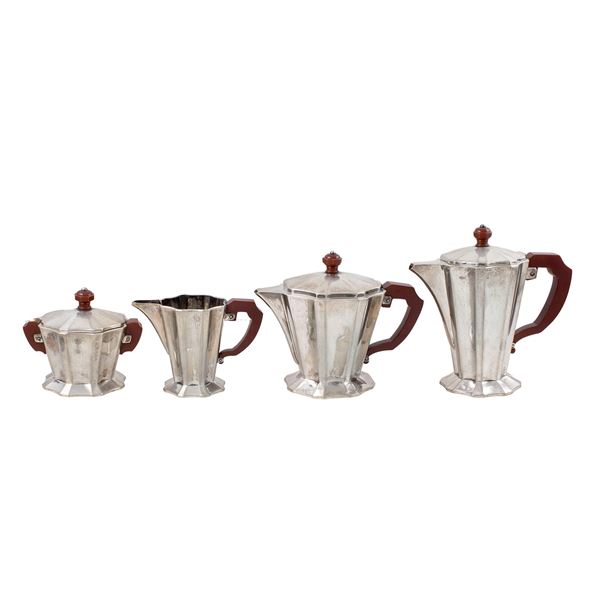 Silver tea and coffee service (4)  (Italy, 20th century)  - Auction Fine Silver and the Art of the Table - Colasanti Casa d'Aste