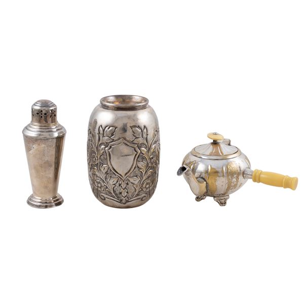 Group of silver metal objects (3)