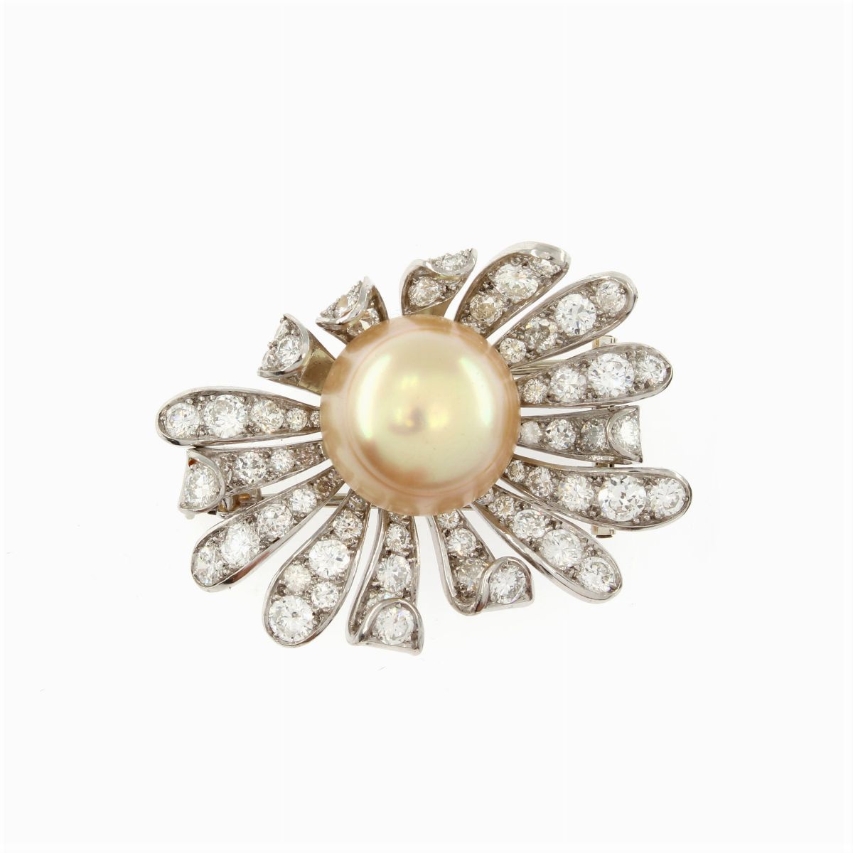 Bulgari Spilla a Motivo Floreale