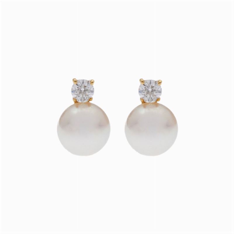 Tiffany & Co. Orecchini a Lobo in Oro Giallo 18kt