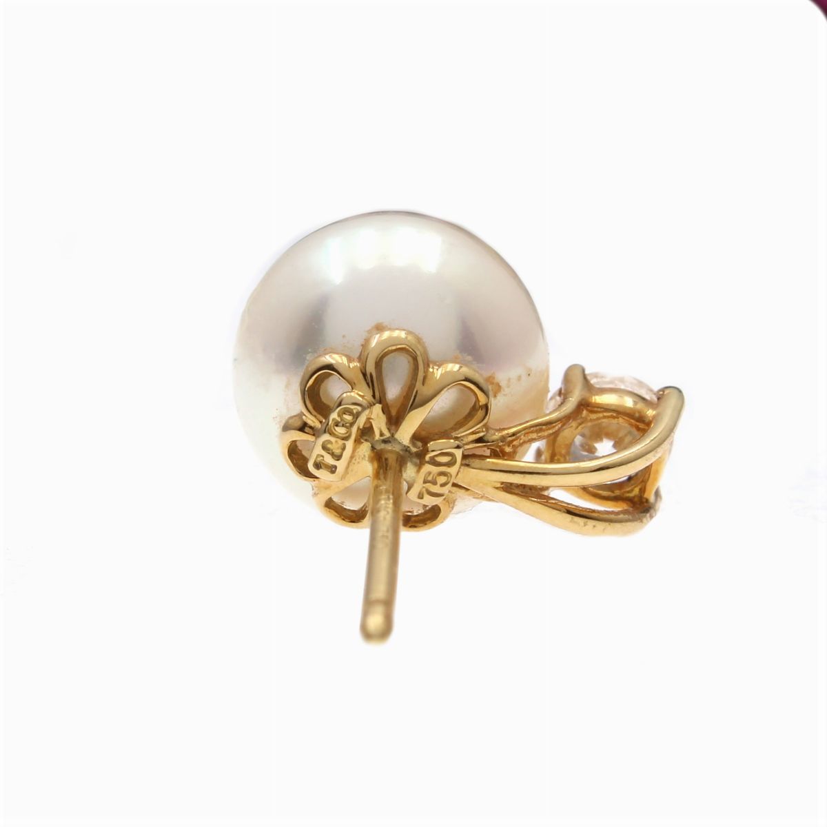 Tiffany & Co. Orecchini a Lobo in Oro Giallo 18kt