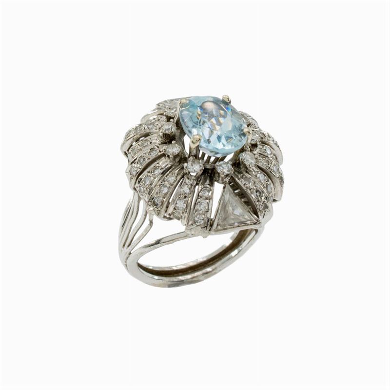 Anello in Oro Bianco 14kt Acquamarina e Diamanti