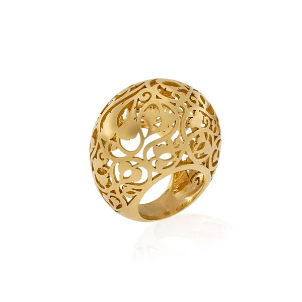 Pomellato Arabesque collection ring