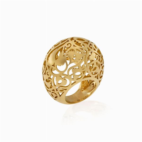Pomellato Arabesque collection ring