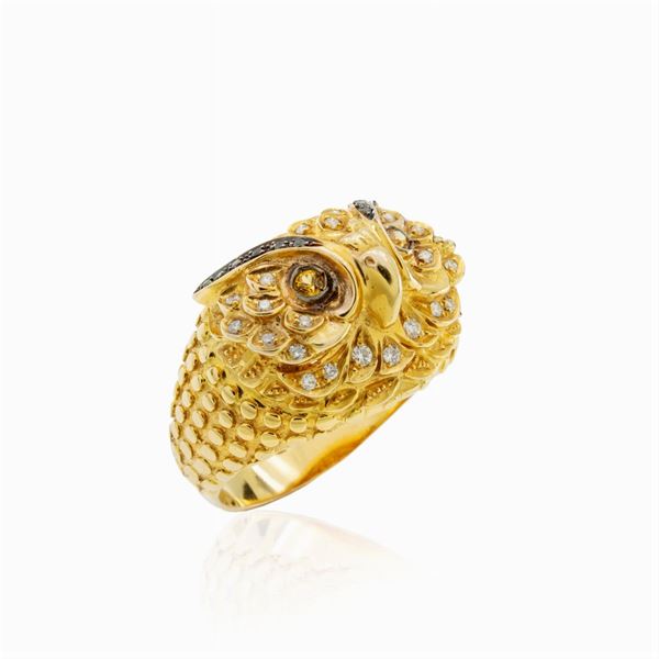 18 kt yellow gold Owl ring
