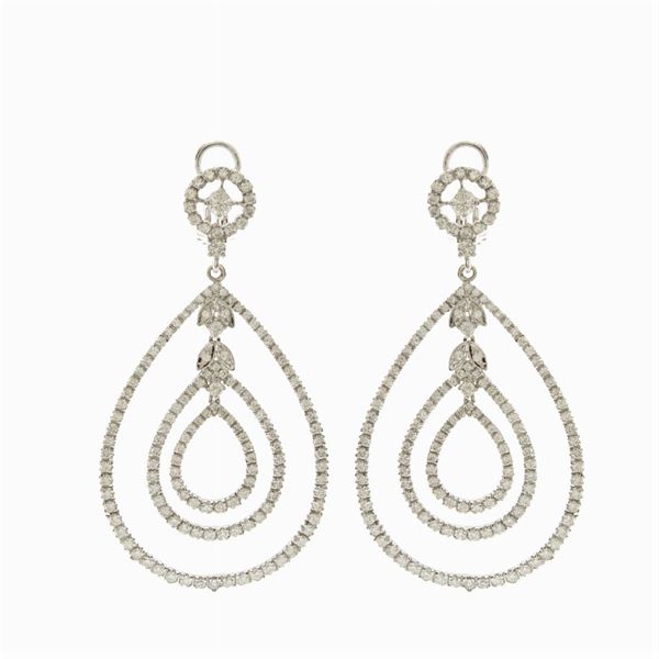 18kt white gold and diamonds pendant earrings