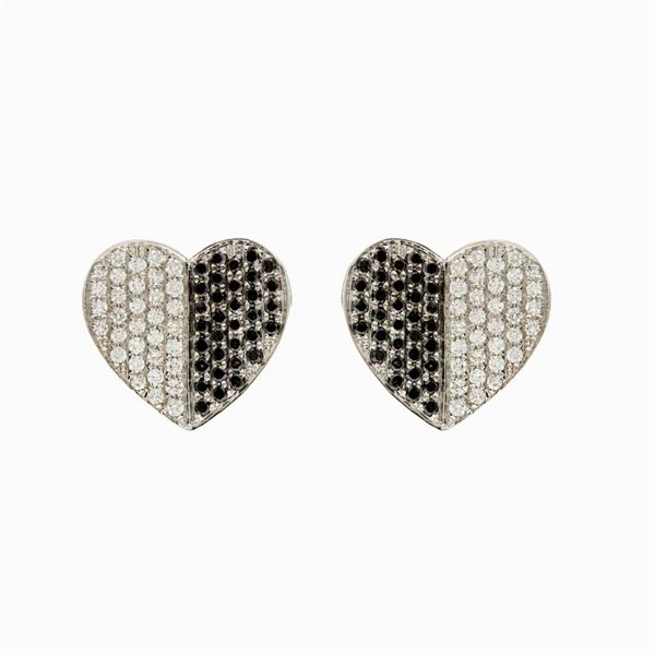 18kt white gold heart lobe earrings