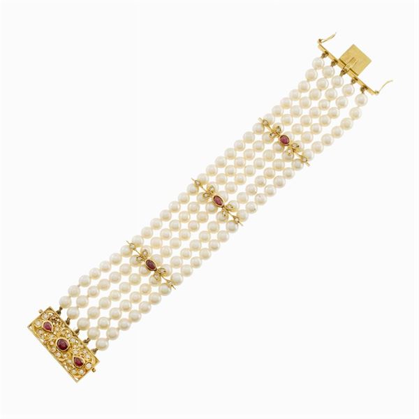 Five strand cultured pearl bracelet