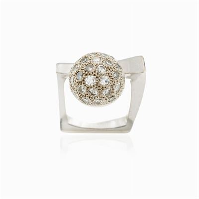 Anello Scultura in Oro Bianco 18kt
