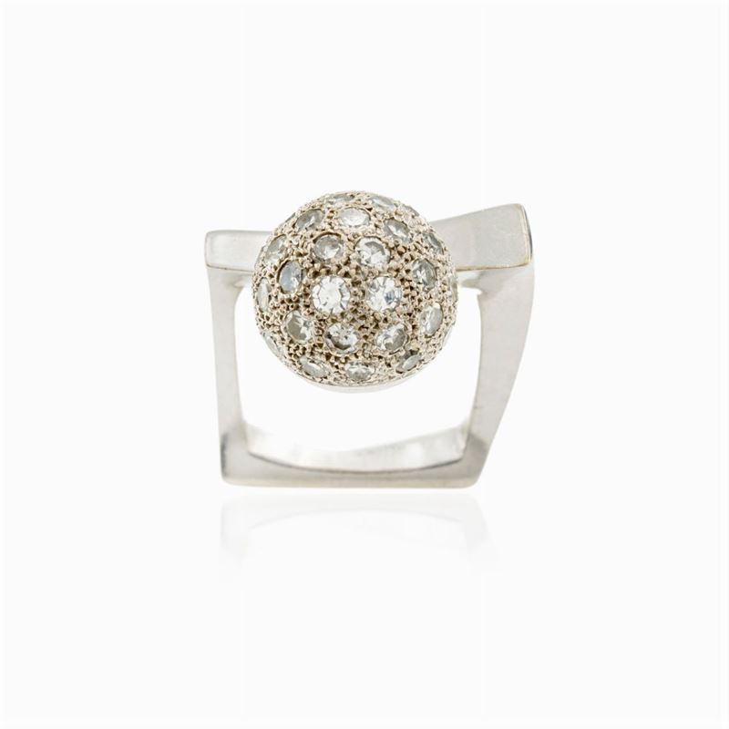 Anello Scultura in Oro Bianco 18kt