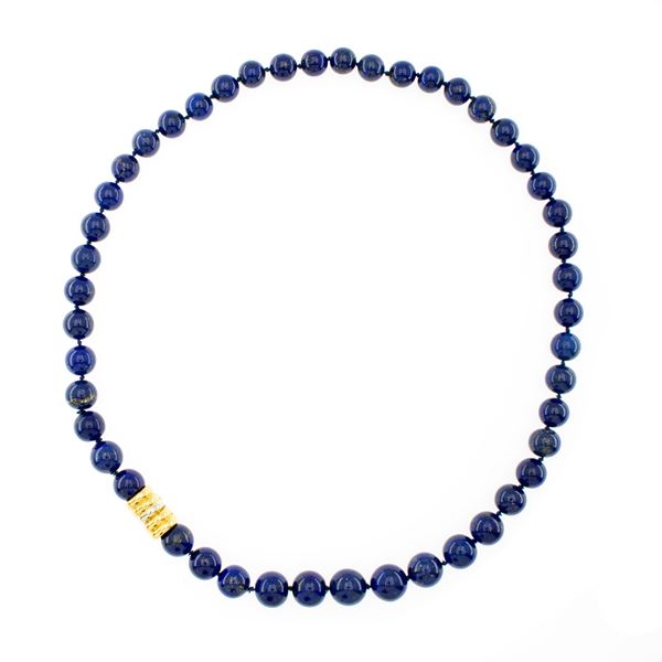 one strand of  lapis lazuli Necklace  - Auction Jewels Watches and Fashion Vintage - Web Only - Colasanti Casa d'Aste