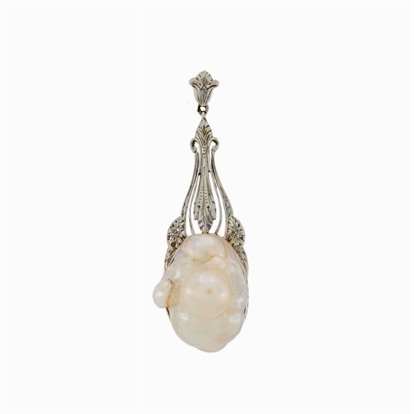 Natural salt water pearl
