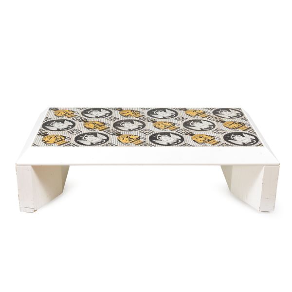 Lacquered wood and majolica living room table
