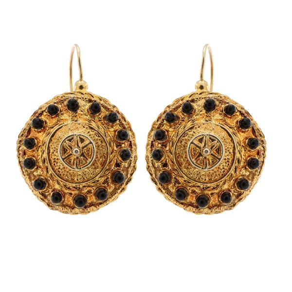 Gold-plated silver and black onyx leverback earrings
