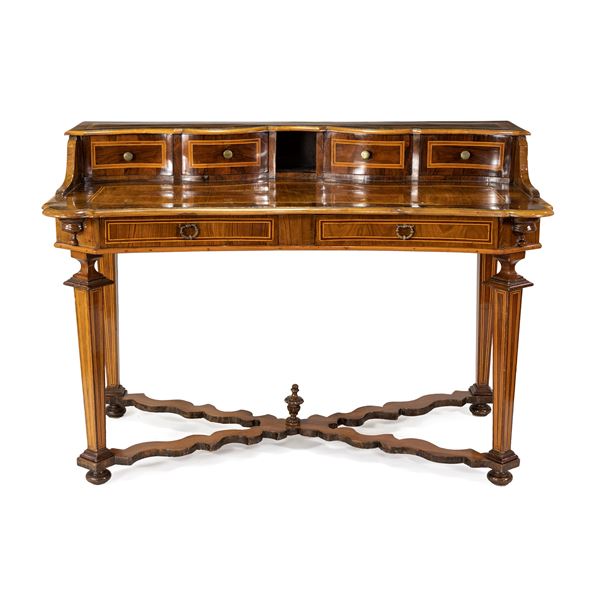 Rosewood San Filippo desk  (Rome, 18th century)  - Auction Old Master and 19th century Paintings Furniture and Sculptures - Colasanti Casa d'Aste