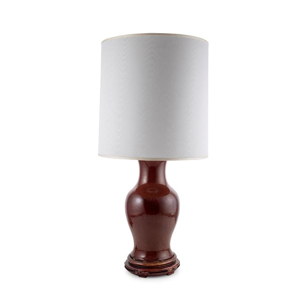 Porcelain table lamp