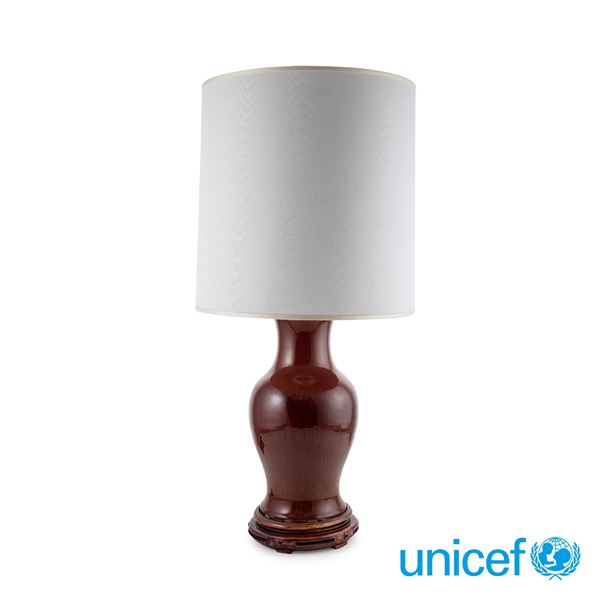 Porcelain table lamp