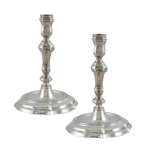 Pair of silver candlesticks  (Italy, 19th century)  - Auction Fine Silver and the Art of the Table - Colasanti Casa d'Aste