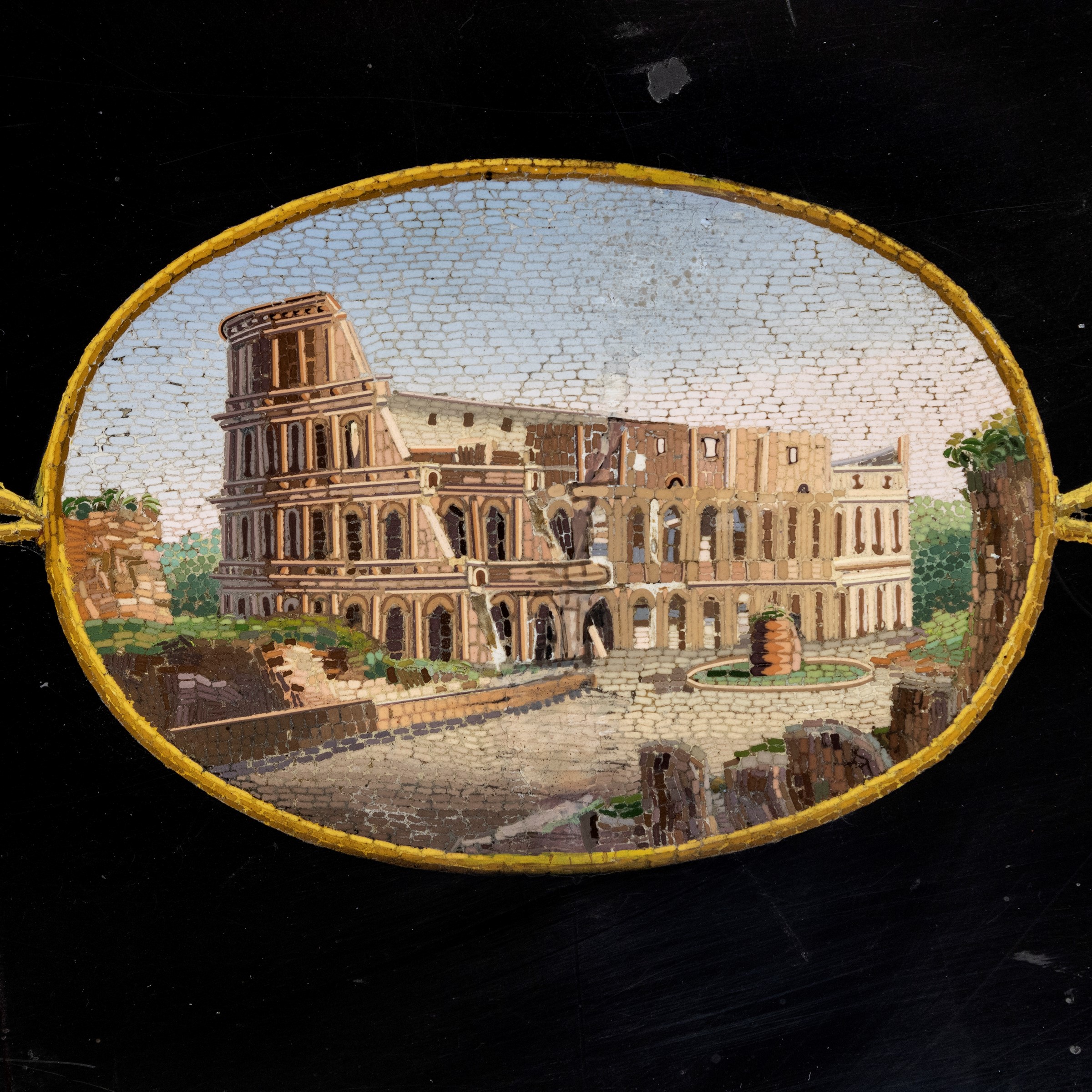 Piano in Nero del Belgio con Micromosaici