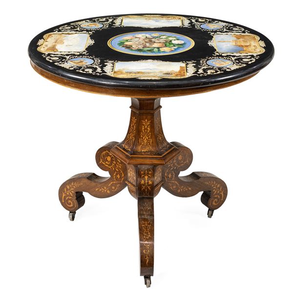 Coffee table in wood and scagliola