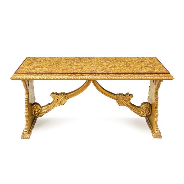 Tavolino rettangolare da salotto in legno e marmo  (Italia, XX Sec.)  - Asta Arredi, Sculture, Dipinti Antichi e del XIX Secolo - I - Colasanti Casa d'Aste