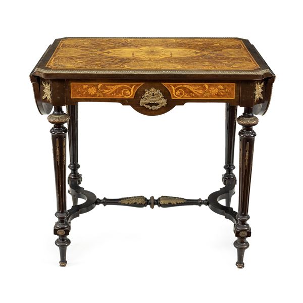 Tavolino a bandelle Napoleone III  (Francia, XIX Sec.)  - Asta Arredi, Sculture, Dipinti Antichi e del XIX Secolo - I - Colasanti Casa d'Aste
