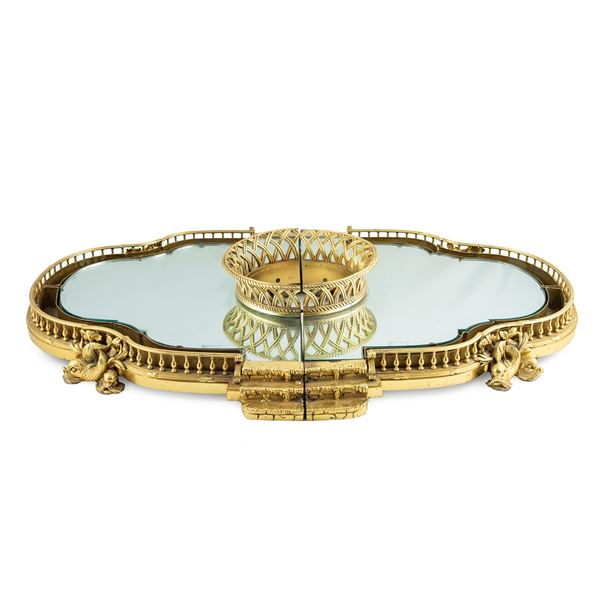 Surtout de table with two sections in gilt bronze and mirror