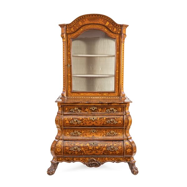 Chest of drawers with display cabinet veneered in various woods  (Holland, 19th century)  - Auction Furniture, Sculptures, Old Master and 19th Century Paintings - I - Colasanti Casa d'Aste