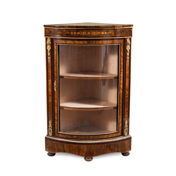 Napoleon III style Corner display cabinet  (France, 19th century)  - Auction Furniture Sculpture and Works of Art - Web Only - Colasanti Casa d'Aste