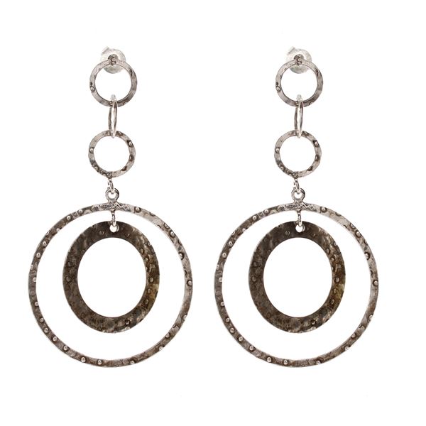 Orecchini pendenti in argento 925