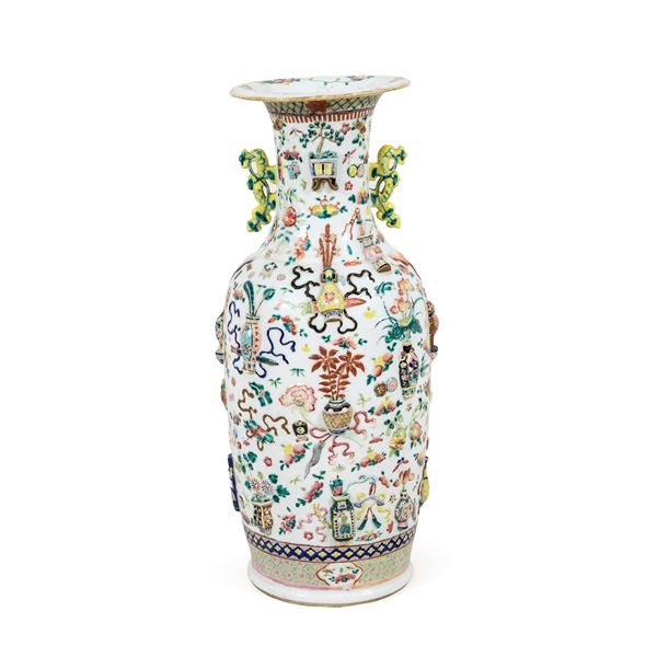 Famille Rose porcelain vase
