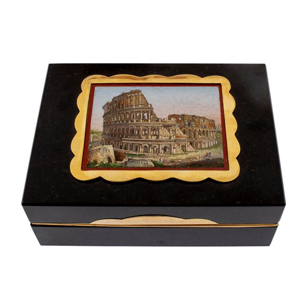 Black marble, yellow gold and micromosaic rectangular box  (Rome, 19th century)  - Auction Furniture, Sculptures, Old Master and 19th Century Paintings - I - Colasanti Casa d'Aste