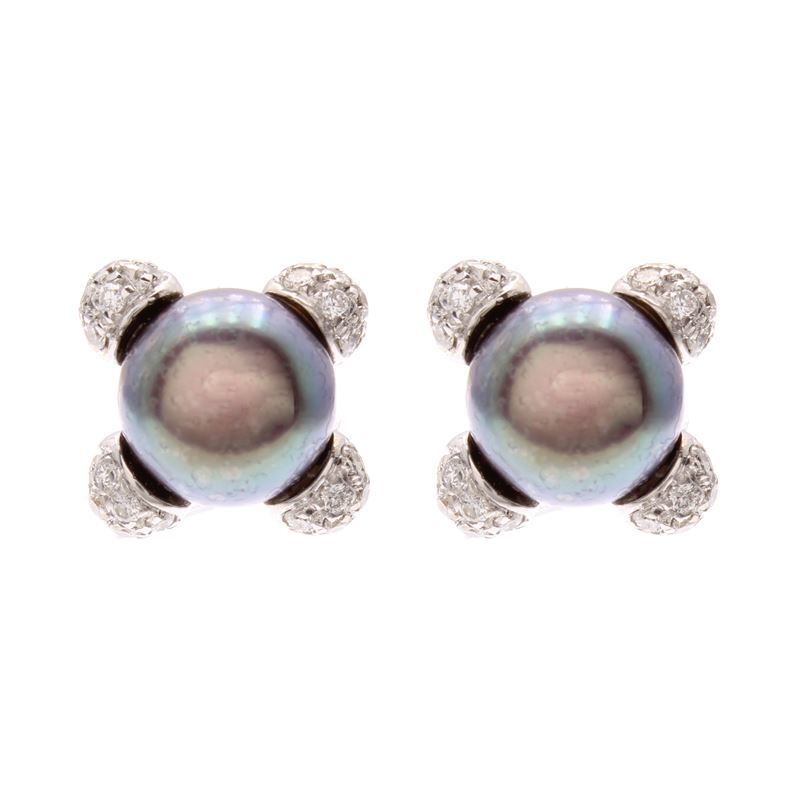 Damiani Orecchini a Lobo in Oro Bianco 18kt, Perle Thaiti e Diamanti
