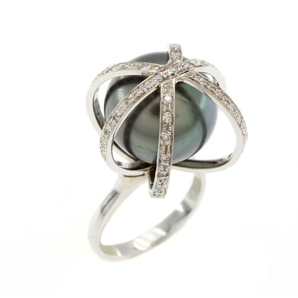 Anello in oro bianco 18kt e diamanti e perla Thaiti mobile