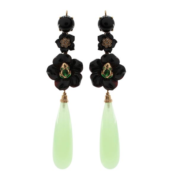 9kt gold, black onyx, roses, diamonds, enamel and emeralds frog pendant earrings