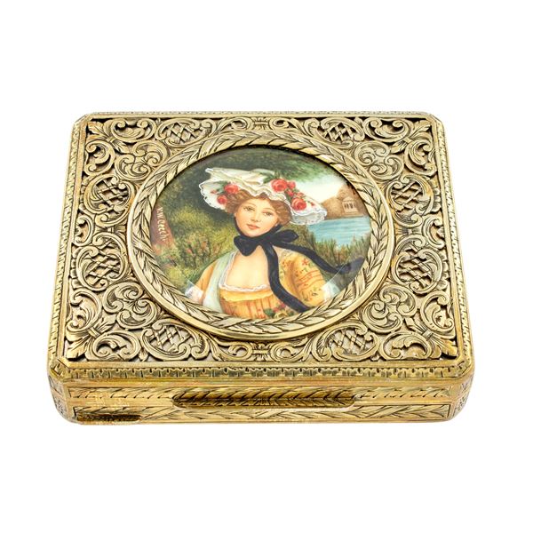 Vermeil silver and enamel snuffbox