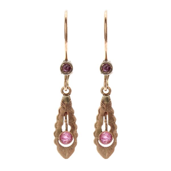 Antichi orecchini pendenti in oro, argento e rubini  - Asta Gioielli  Orologi  Fashion Vintage I Web Only - Colasanti Casa d'Aste