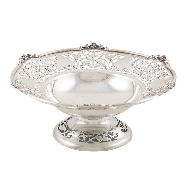 Silver and vermeil centerpiece stand