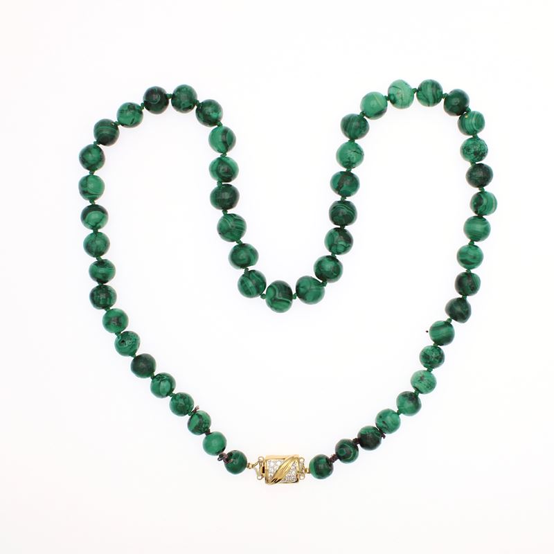 Collana Ad un Filo di Sfere di Malachite a Gradazione